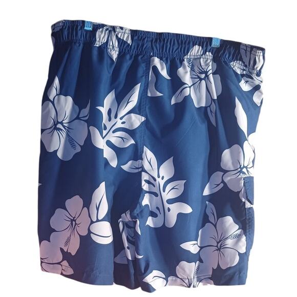 VTG Islander Swim Trunks Men's Large Blue and White Tropical Vacation Cruise - Picture 3 of 8